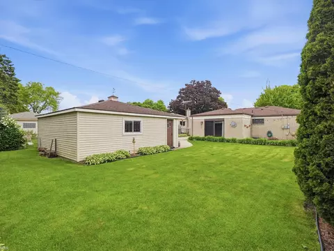 Exterior - 32614 Stricker, Warren, MI 48088 photo 6 of 9