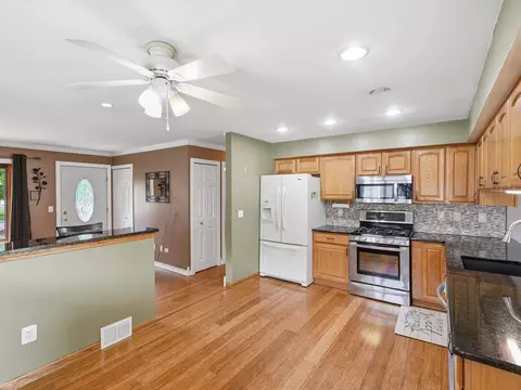 Kitchen - 32614 Stricker, Warren, MI 48088 photo 2 of 2