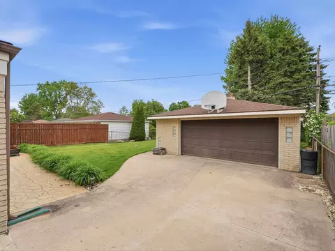 Exterior - 32614 Stricker, Warren, MI 48088 photo 2 of 9