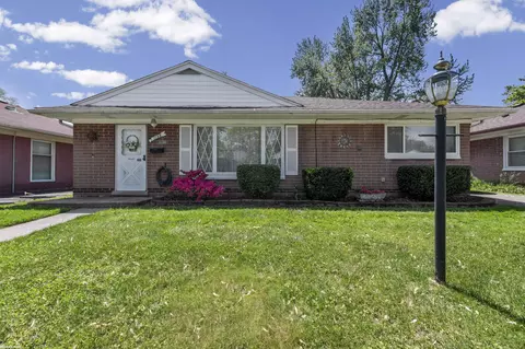 1188 E Barrett, Madison Heights, MI 48071