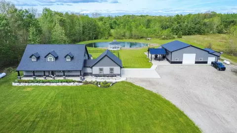 2133 Cove, Wales, MI 48027