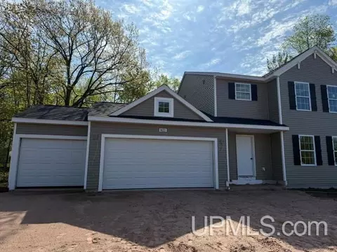 1623 Portage, Hancock, MI 49930