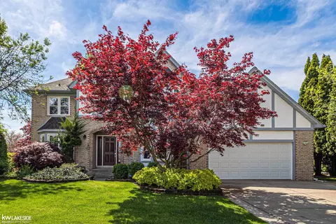 46349 Coachwood, Shelby Township, MI 48315