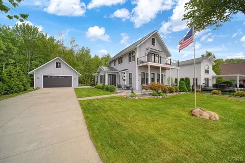 3493 Round Lk, Manitou Beach, MI 49253