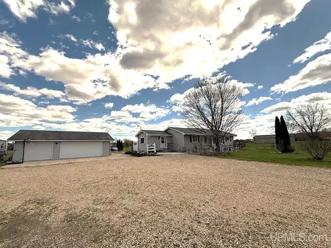 n7474 White Clover Road, Manawa, WI 54949