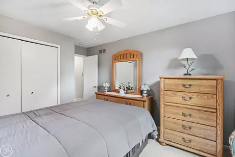 Bedroom - 19319 Weathervane, Macomb, MI 48044 photo 2 of 8