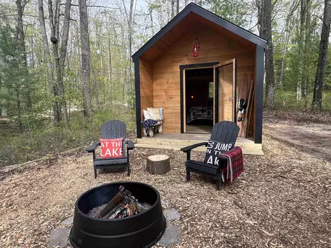 4676 Hayes, Harrison, MI 48625