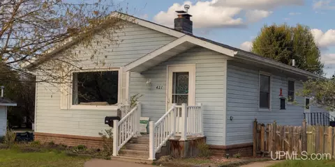 421 Lawrence, Kingsford, MI 49802