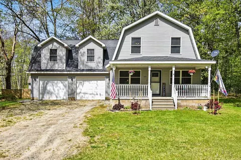210 Whitebirch, Houghton Lake, MI 48629
