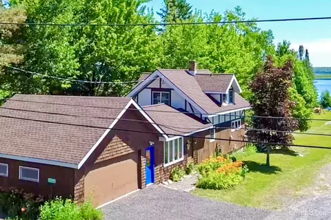 42840 Lakeshore, Chassell, MI 49916