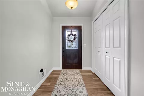 Entry Way - 9445 Folkert, Clay, MI 48001 photo 1 of 3