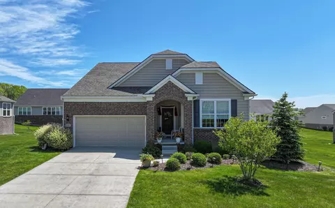 9287 Pebble Bch, Grand Blanc, MI 48439