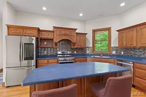 Kitchen - 5397 Elm, Hudson, MI 49247 photo 3 of 9