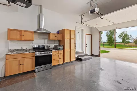 Kitchen - 5397 Elm, Hudson, MI 49247 photo 9 of 9