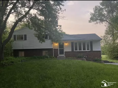 2058 W Erie, Temperance, MI 48182