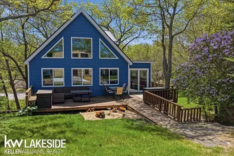 5815 Oak Pointe, Caseville, MI 48725