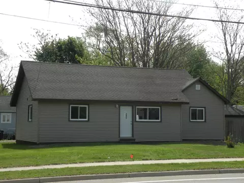 1007 S Shiawassee, Owosso, MI 48867