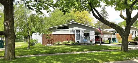 811 Thomas, Flushing, MI 48433