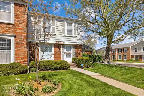 1050 Woodbridge, Saint Clair Shores, MI 48080
