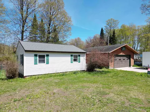 9640 W Dusty, Manistique, MI 49854
