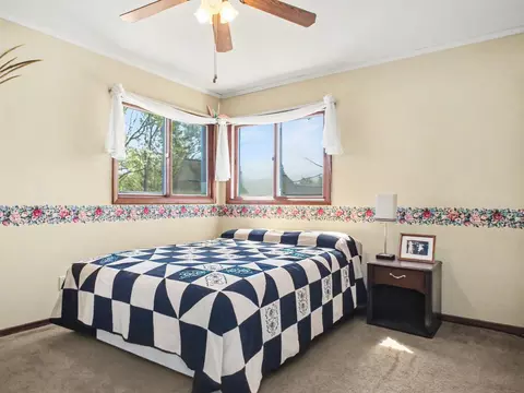 Bedroom - 4600 Queens, Gladwin, MI 48624 photo 1 of 3