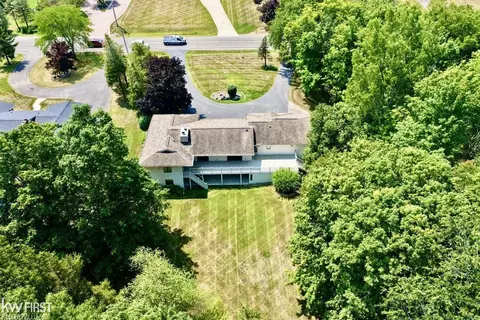 View/Area - 7432 River, Flushing, MI 48433 photo 2 of 7
