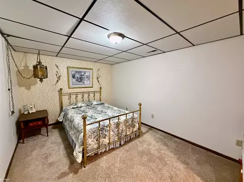 Bedroom - 7432 River, Flushing, MI 48433 photo 5 of 7