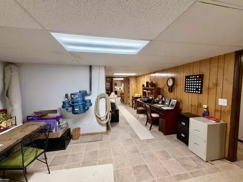 Entry Way - 7432 River, Flushing, MI 48433 photo 6 of 6