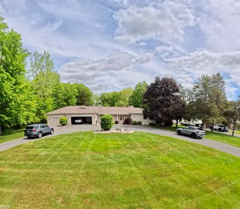 Exterior - 7432 River, Flushing, MI 48433 photo 2 of 16