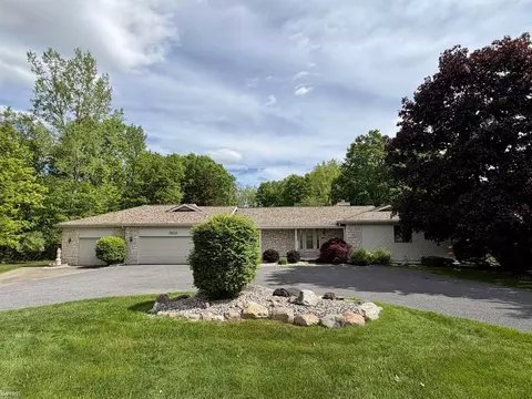 Exterior - 7432 River, Flushing, MI 48433 photo 14 of 16