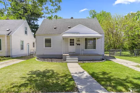 15507 Woodbine, Redford, MI 48219