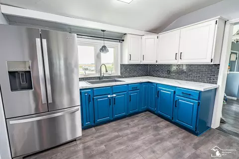 Kitchen - 5248 S Custer, Monroe, MI 48161 photo 2 of 5