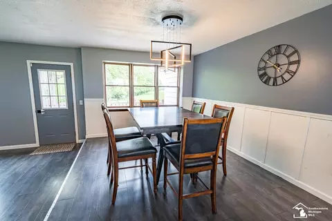 Dining - 5248 S Custer, Monroe, MI 48161 photo 1 of 2