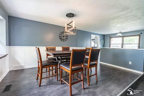 Dining - 5248 S Custer, Monroe, MI 48161 photo 2 of 2