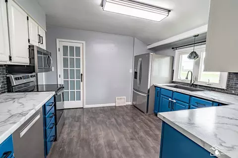 Kitchen - 5248 S Custer, Monroe, MI 48161 photo 5 of 5
