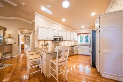 Kitchen - 4460 Queens, Gladwin, MI 48624 photo 2 of 7