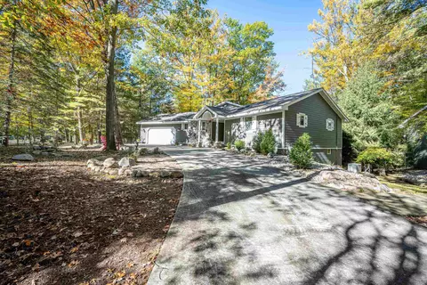 Exterior - 4460 Queens, Gladwin, MI 48624 photo 15 of 23