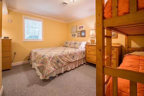 Bedroom - 4460 Queens, Gladwin, MI 48624 photo 8 of 10