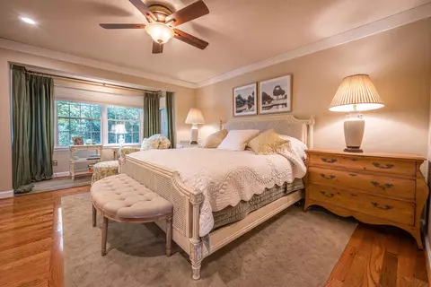 Bedroom - 4460 Queens, Gladwin, MI 48624 photo 1 of 10