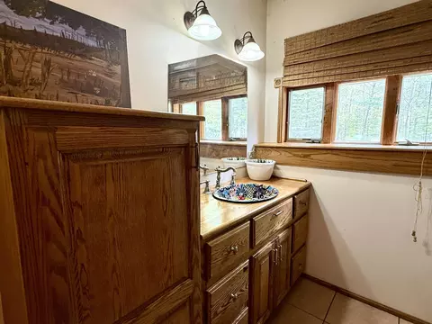 Bath - 3870 N M 30, Gladwin, MI 48624 photo 2 of 9