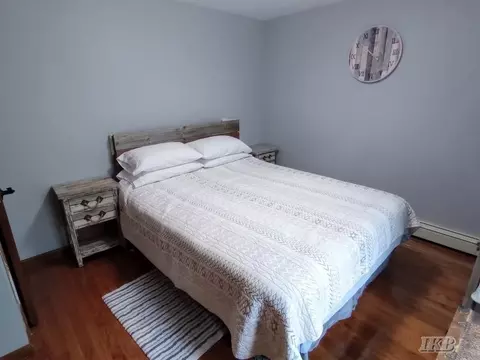 Bedroom - 8818 Arnold Lk, Harrison, MI 48625 photo 3 of 4