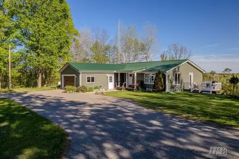 Exterior - 8818 Arnold Lk, Harrison, MI 48625 photo 6 of 6