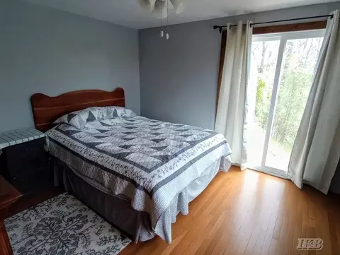 Bedroom - 8818 Arnold Lk, Harrison, MI 48625 photo 1 of 4
