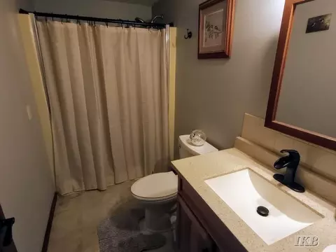 Bath - 8818 Arnold Lk, Harrison, MI 48625 photo 2 of 2