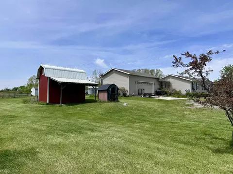 Exterior - 8787 Wildcat, Jeddo, MI 48032 photo 6 of 12