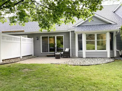 3 Slatestone, Saginaw, MI 48603