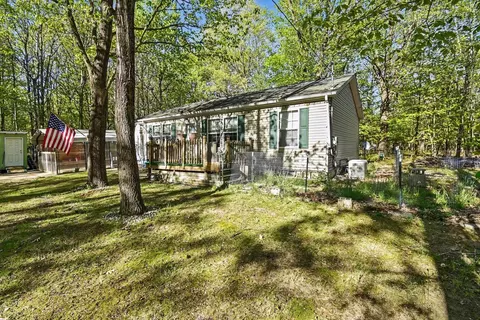 2738 Lakeshore, Gladwin, MI 48624