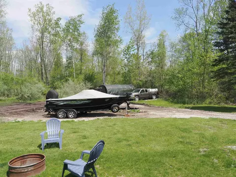 1851 Erickson, Pinconning, MI 48650 photo 4