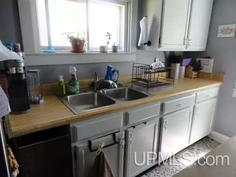 Kitchen - 207 Chestnut, Munising, MI 49862 photo 1 of 3