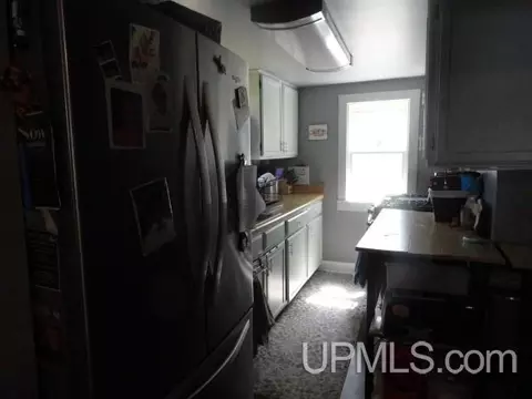 Kitchen - 207 Chestnut, Munising, MI 49862 photo 3 of 3